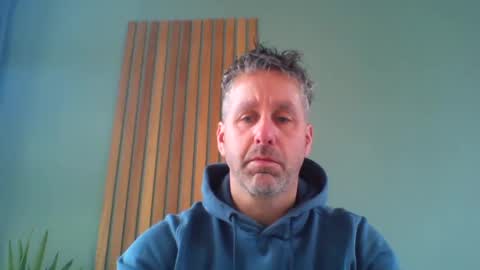 Snapshot of enzoenzo7 chatting on 02.20.25 Enzos Massive Cock online show from 02.20.25