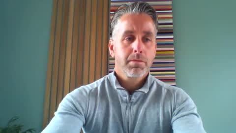 Snapshot of enzoenzo7 chatting on 09.17.25 Enzos Massive Cock online show from 09.17.25