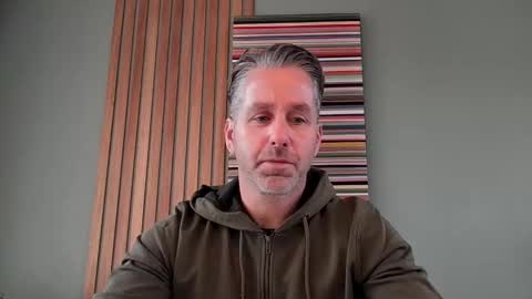 Snapshot of enzoenzo7 chatting on 11.04.25 Enzos Massive Cock online show from 11.04.25