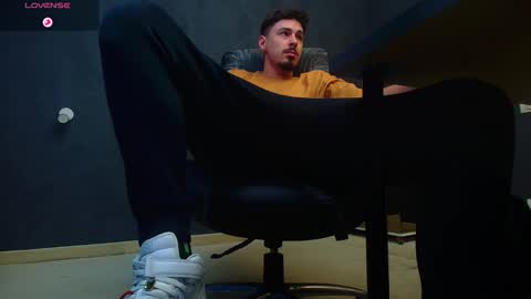 EnzoRace online show from 10.08.25