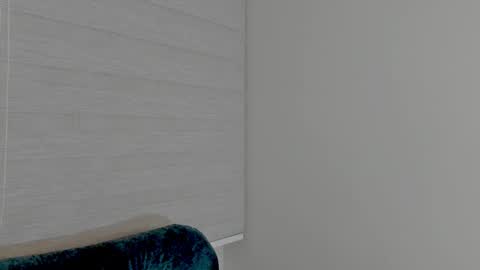 Snapshot of ephemeral_hot chatting on 03.07.25 Leyla online show from 03.07.25