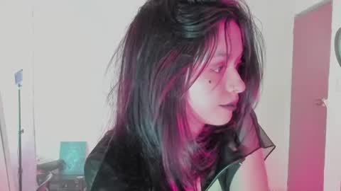 Leyla online show from 06.27.26