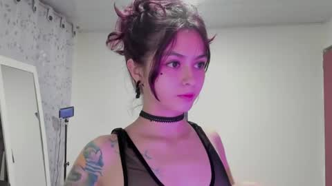 Leyla online show from 07.30.26