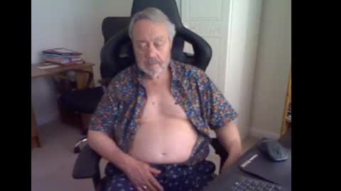 erasmus_d online show from 06.21.26