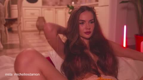 Snapshot of erelima chatting on 11.14.25 Ana Marie online show from 11.14.25