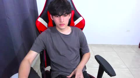 Snapshot of eren_tatakae chatting on 01.17.25 eren_tatakae online show from 01.17.25