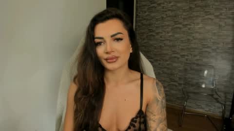 Snapshot of erica_xoo chatting on 06.08.26 Riaaa online show from 06.08.26