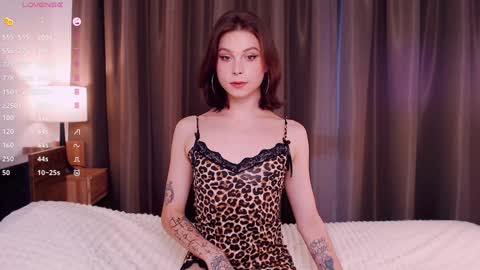 Snapshot of ericaglam chatting on 12.15.24 Erica online show from 12.15.24