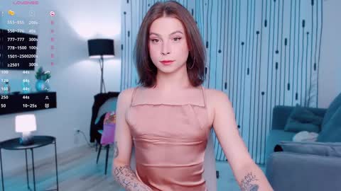 Snapshot of ericaglam chatting on 01.16.25 Erica online show from 01.16.25