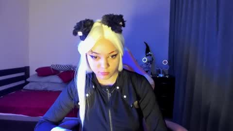 Snapshot of ericahoffman2 chatting on 01.04.25 Erica online show from 01.04.25