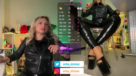 Snapshot of erika_kirman chatting on 01.11.25 Erika online show from 01.11.25