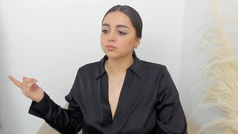 Erika Mendez online show from 12.23.24