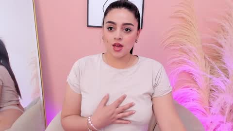 Erika Mendez online show from 01.13.25