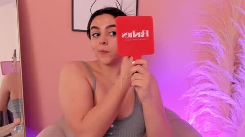 Erika Mendez online show from 01.25.25