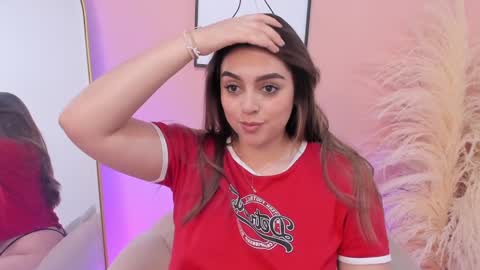 Erika Mendez online show from 02.01.25