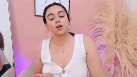 Erika Mendez online show from 02.11.25