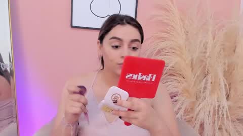 Erika Mendez online show from 03.05.25