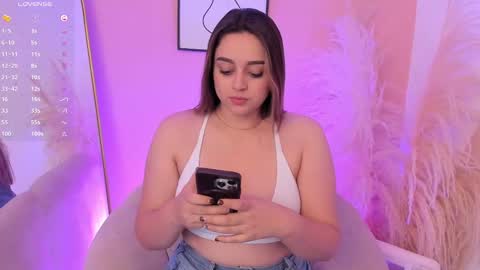 Erika Mendez online show from 09.12.25