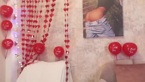 Erikabeee online show from 02.15.25