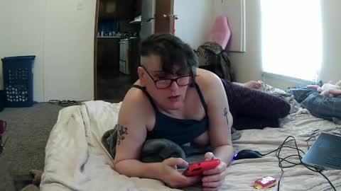 Snapshot of eristwiste chatting on 02.08.25 Eris Twiste online show from 02.08.25