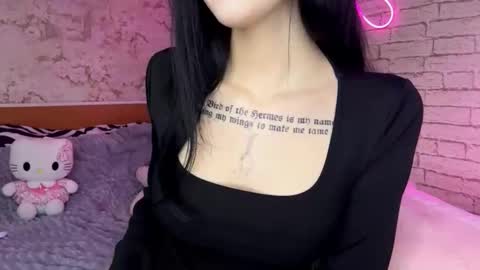 Snapshot of ernestinezalesky chatting on 02.14.26 Nina online show from 02.14.26