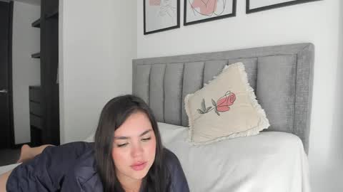 Snapshot of erotic_boobs chatting on 01.14.25 Karen online show from 01.14.25