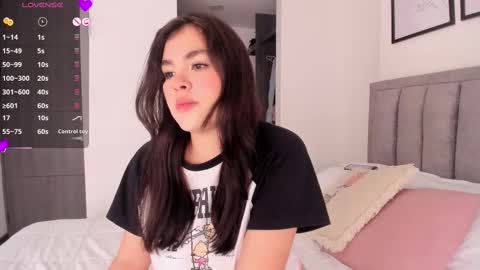 Snapshot of erotic_boobs chatting on 02.13.25 Karen online show from 02.13.25