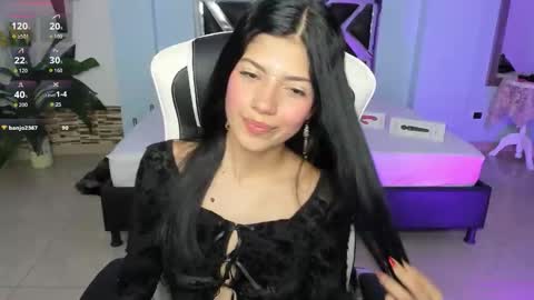 Valentine online show from 11.22.25