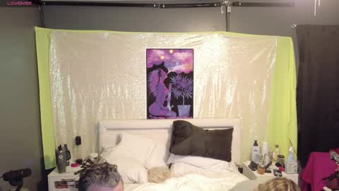 Cash  Carry Fox online show from 10.17.25