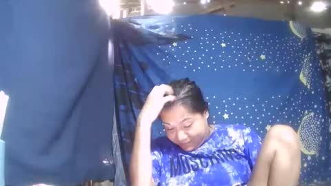 Snapshot of ervanamorge chatting on 11.14.25 Ervana online show from 11.14.25