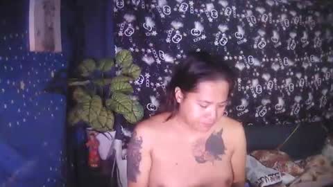 Snapshot of ervanamorge chatting on 11.20.25 Ervana online show from 11.20.25