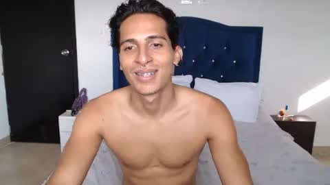 Snapshot of escanor_legendary chatting on 01.14.25 Scanor online show from 01.14.25