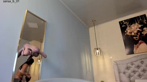 Escarlet online show from 02.10.25