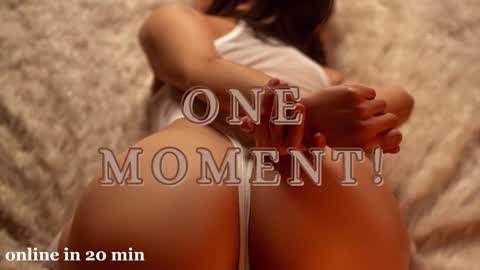 Snapshot of escarlett_wii chatting on 11.13.25 SCARLETT online show from 11.13.25