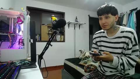Snapshot of esjrobles chatting on 01.03.25 Esteban online show from 01.03.25