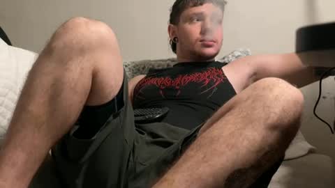 Snapshot of eskol212 chatting on 10.13.25 eskol212 online show from 10.13.25