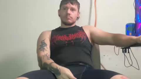 Snapshot of eskol212 chatting on 10.30.25 eskol212 online show from 10.30.25