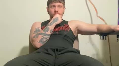 Snapshot of eskol212 chatting on 11.13.25 eskol212 online show from 11.13.25