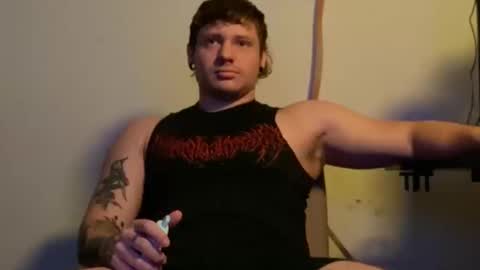 Snapshot of eskol212 chatting on 11.26.25 eskol212 online show from 11.26.25