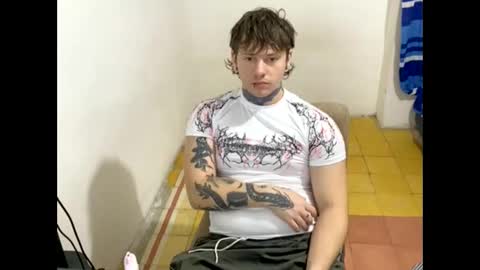 Snapshot of eskol212 chatting on 02.20.26 eskol212 online show from 02.20.26