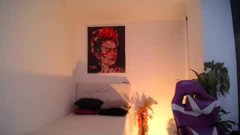 Esmeralda online show from 10.28.25