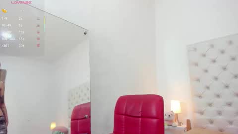 esmeralda  online show from 09.22.25