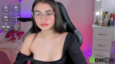 Snapshot of esmeralda_le chatting on 06.03.26 Esmeralda online show from 06.03.26
