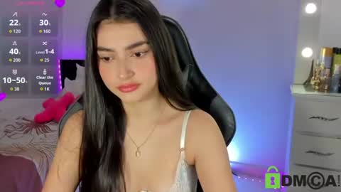 Snapshot of esmeralda_le chatting on 07.05.26 Esmeralda online show from 07.05.26