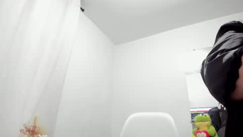 Esmeralda online show from 02.20.25