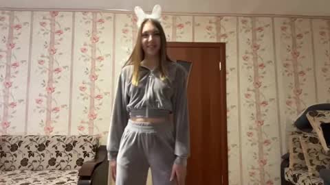 Kate online show from 12.22.25