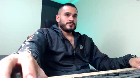 Snapshot of estba2 chatting on 01.13.26 estba2 online show from 01.13.26