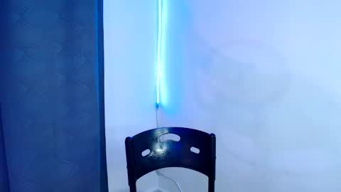 Snapshot of esteban_fer chatting on 12.15.24 Esteban Fernandez online show from 12.15.24