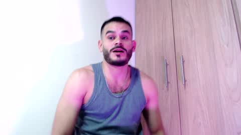 Snapshot of esteban_fer chatting on 01.03.25 Esteban Fernandez online show from 01.03.25