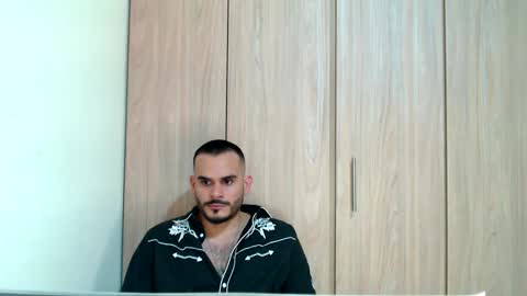 Snapshot of esteban_fer chatting on 02.07.25 Esteban Fernandez online show from 02.07.25